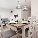 Sloneczne Tarasy By Renters Apartamento Dziwnówek